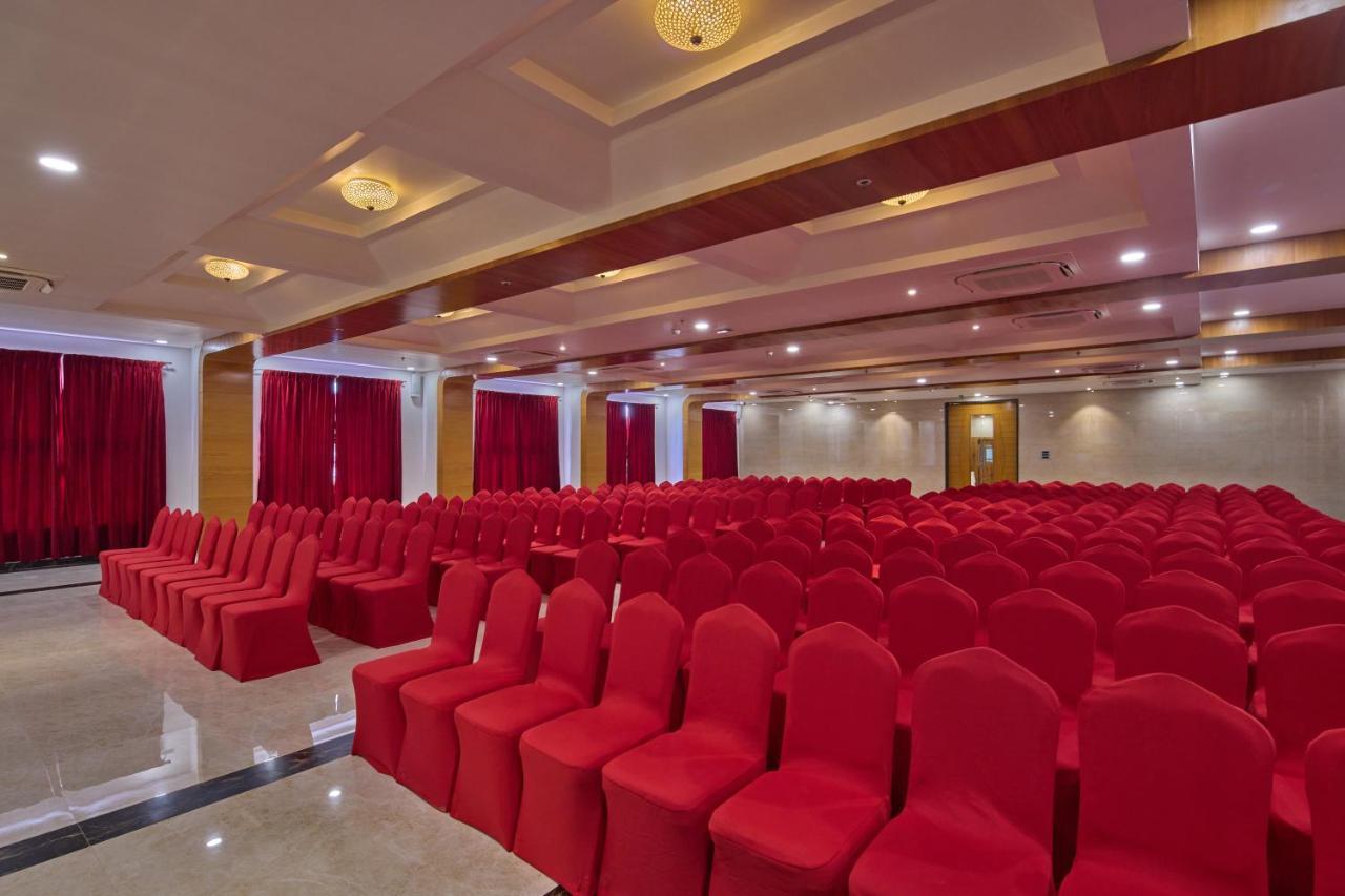 Hotel Golden Tulip Tirupati Extérieur photo